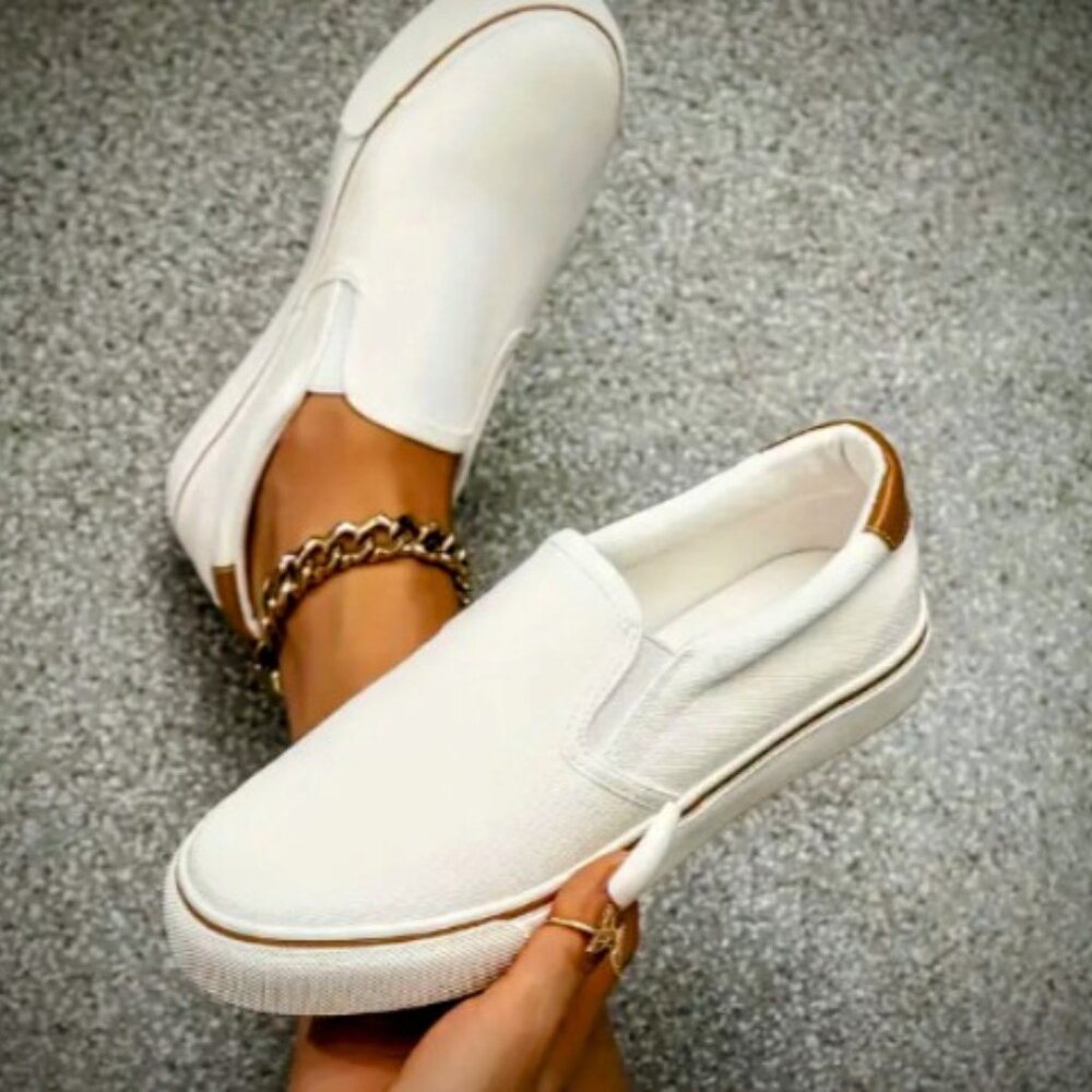 Deck Shoe Canvas & Caramel Leather and Stripe. 9.5